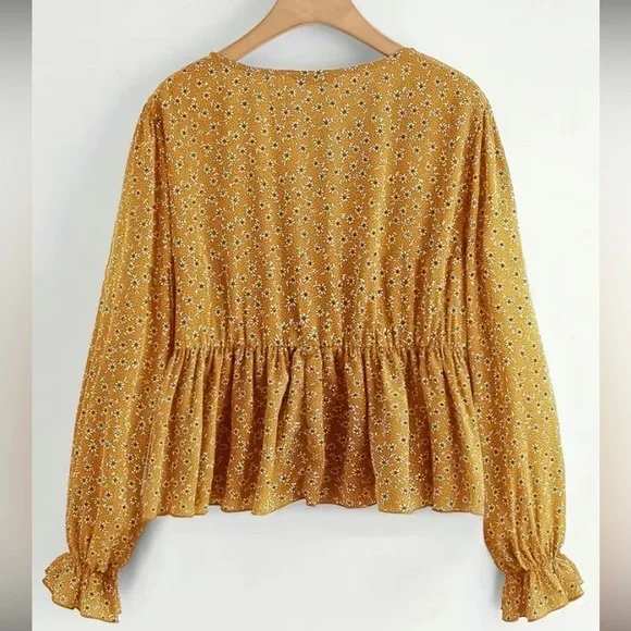 Yellow floral blouse - Picture 2 of 8